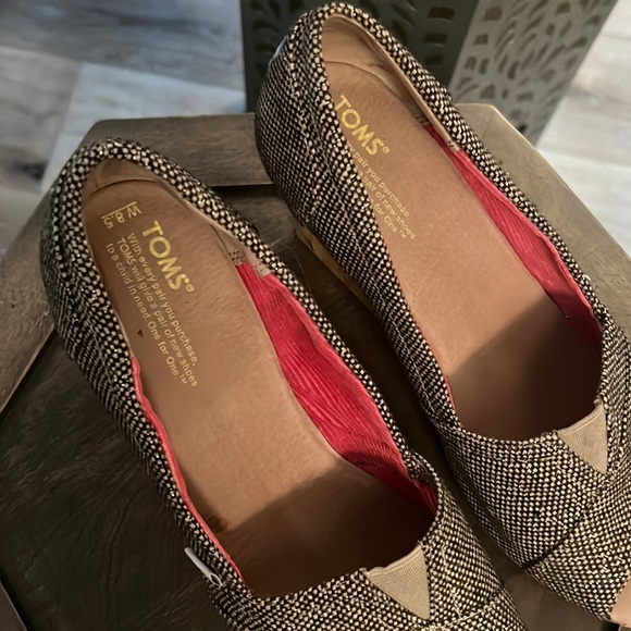 TOMS, wedge cork heels, size 8.5 - Picture 8 of 12